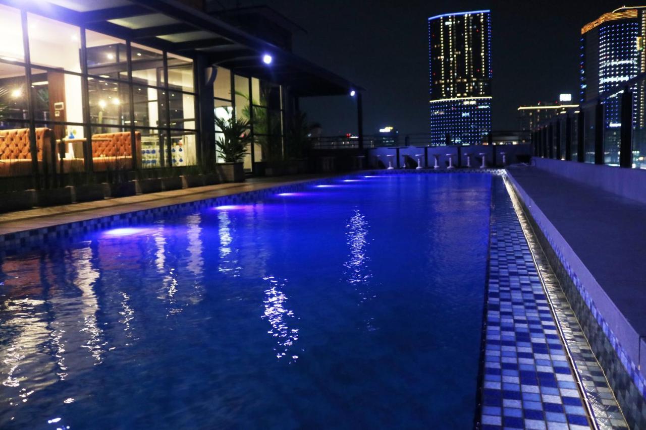 Surabaya River View Hotel Exterior photo